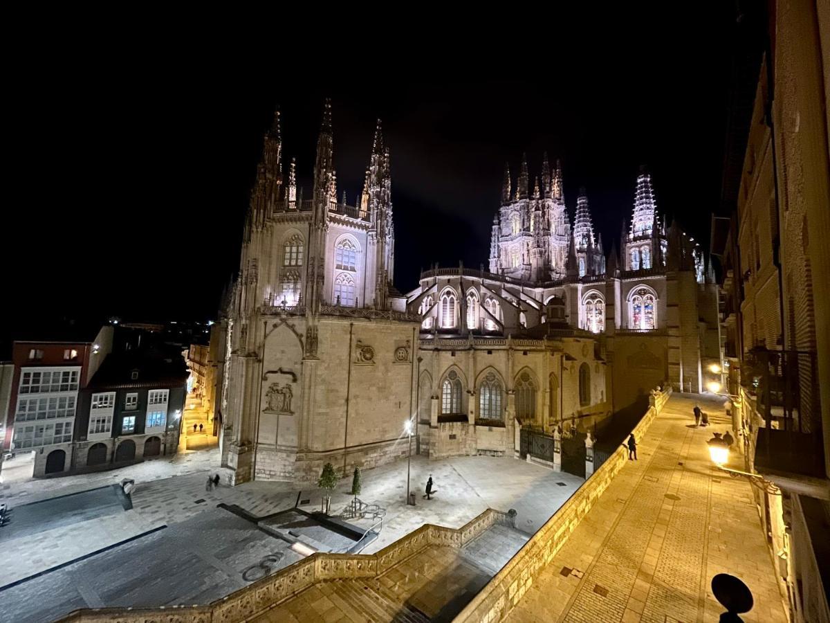 Atuaire Home Balcon Con Vistas A La Catedral De Бургос Екстер'єр фото