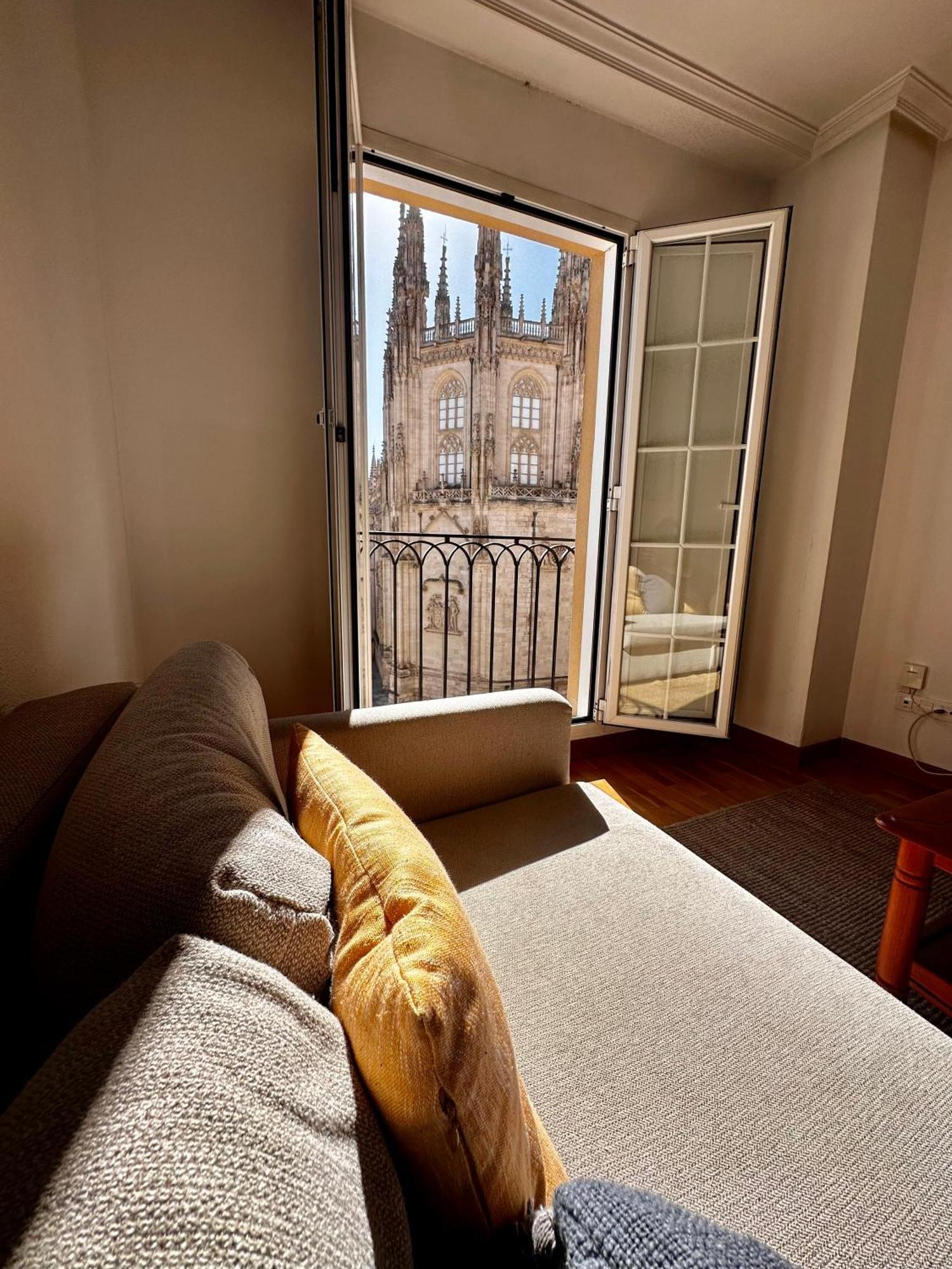 Atuaire Home Balcon Con Vistas A La Catedral De Бургос Екстер'єр фото